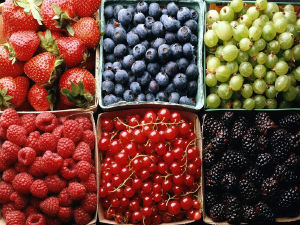 изображение Какие ягоды лучше кушать летом