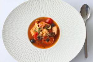 зображення Рибний суп з морепродуктами по-неаполітанські (200 р.) --- 112 грн.