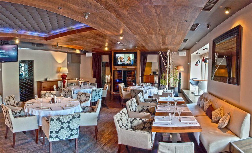 Beluga Bar | Restaurant Karaoke Lounge