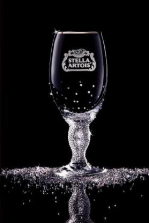 изображение Stella Artois поддержит украинский кинематограф на благотворительном аукционе ОМКФ (13.07)