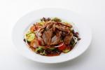 Салат з яловичиною по-тайськи (250 гр.) ---  48 грн.