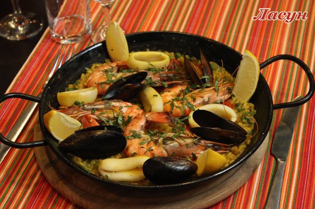 изображение Испанский обед в ресторане "Фигаро"
