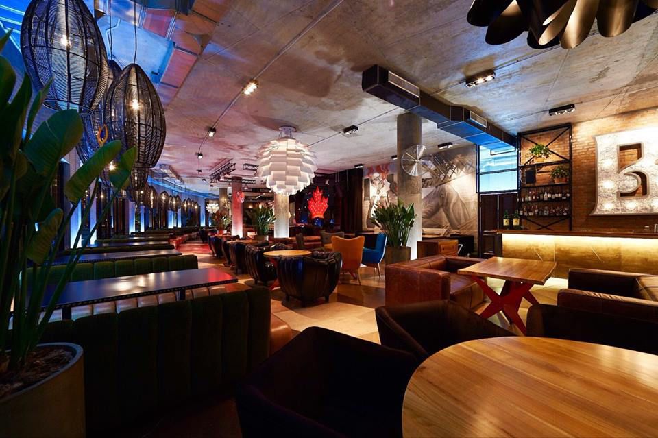 Canadian Club | Lounge-bar Restaurant