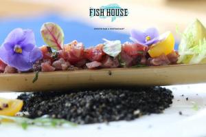 изображение FISH HOUSE: ТАРТАР ЗВУЧИТ ВКУСНО