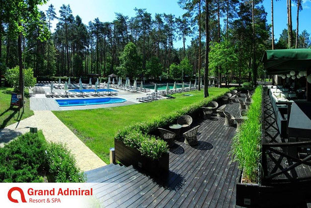 зображення Grand Admiral Resort & SPA: На цьому фото поки безлюдно, але це ненадовго! ;) (17.06 - 20.06)