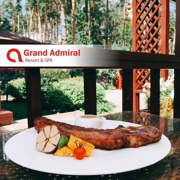 зображення Grand Admiral Resort & SPA: М'ясо на грилі - це апріорі корисно і дієтично