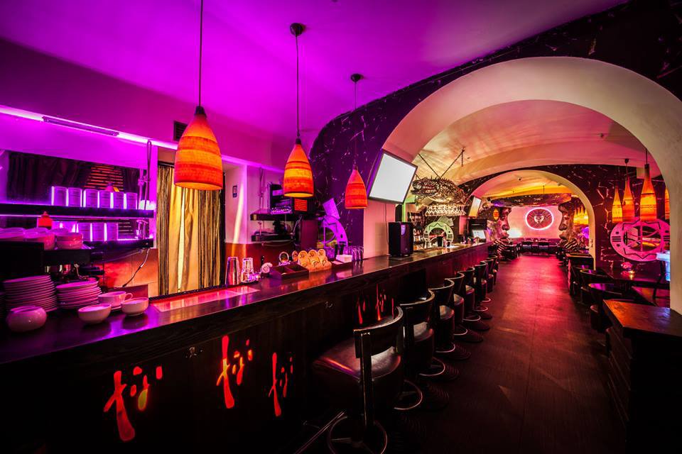 Fiji Lounge Bar | Restaurant Lounge Karaoke