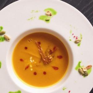 изображение SANPAOLO: Тыквенный суп-пюре с машем