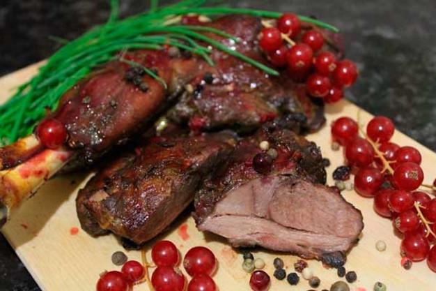 зображення Хіт літнього сезону в "Боровик" - м'ясо дикого кабана з овочами
