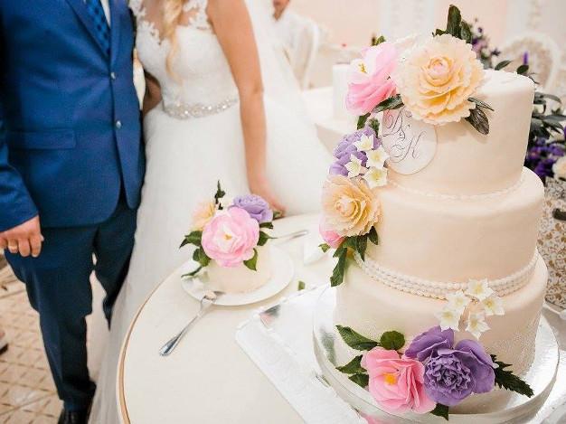 изображение "Вилла Вита": Свадебный торт