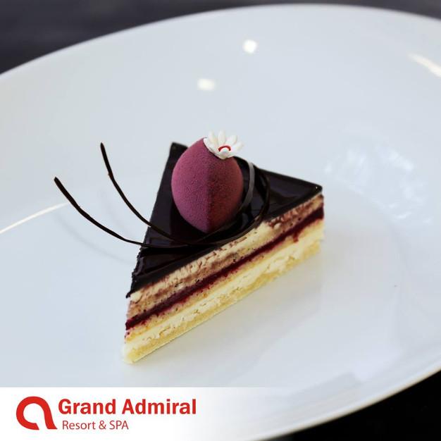 изображение Grand Admiral Resort & SPA: Приглашаем на десерт!