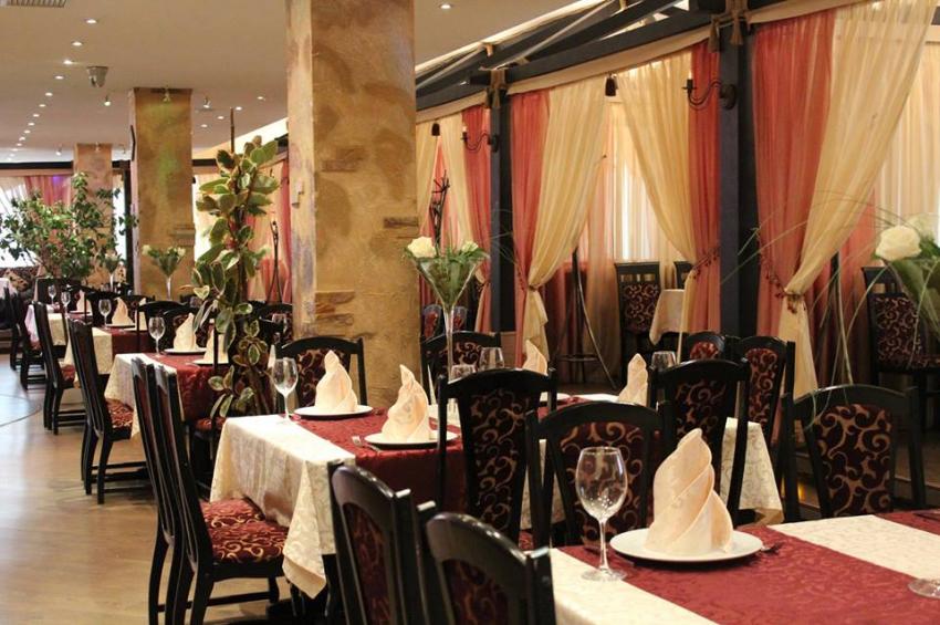 Byte Al'mandi | Oriental restaurant