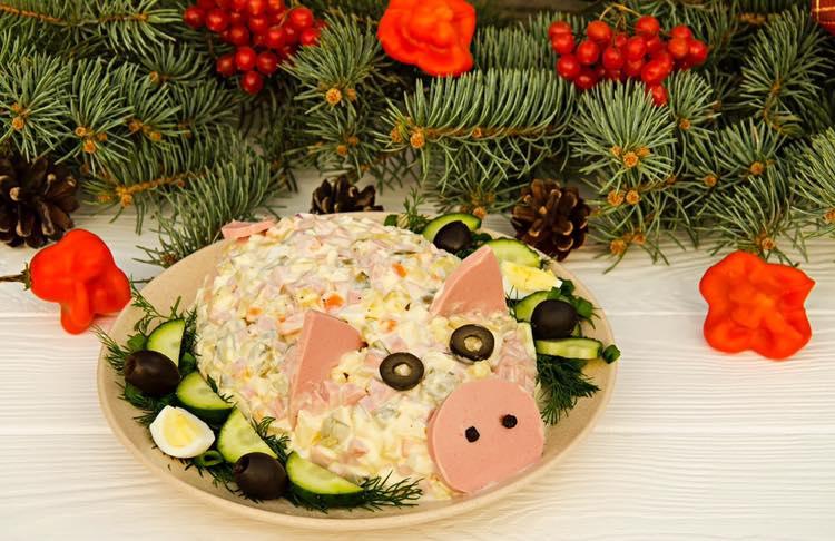 изображение Sobi CLUB принимает заказы на все блюда из новогоднего и основного меню