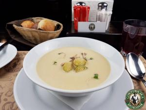 зображення Солом’янська броварня: Спробуйте гарячий крем-суп!