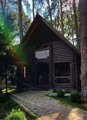 изображение "Фортеця": Будиночок, де живе лісова веселка чекає на вас!