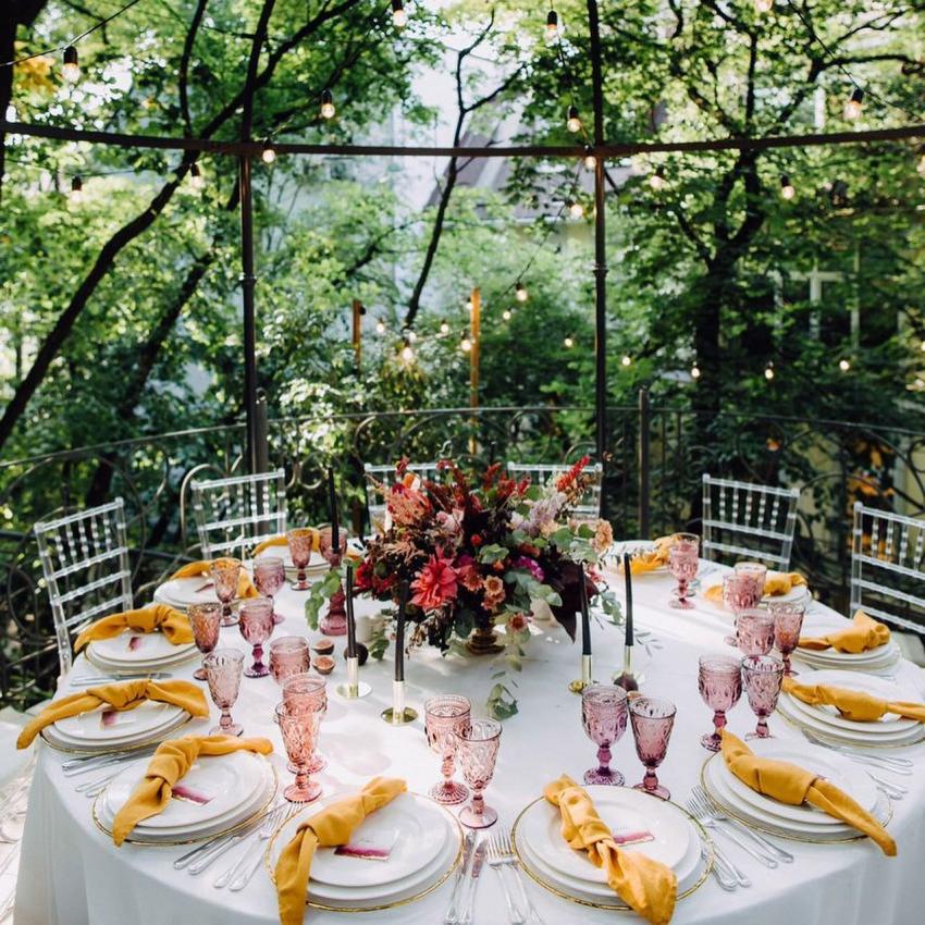 зображення "Воздвиженський": Весілля восени - це яскраві насичені фарби, золото листя і затишні святкові вечері 🍂