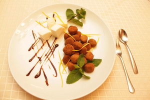 изображение Десерт "Шоколадные шарики" (100/50 г.) --- 32 грн.