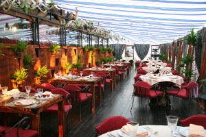 изображение Ресторан Ани приглашает на живописную летнюю террасу!