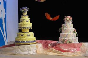 изображение "Реприза-бутик" представляет коллекцию эксклюзивных тортов