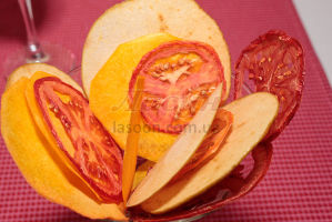 изображение Чипсы из томатов, тыквы и яблок (40гр.) --- 45 грн.